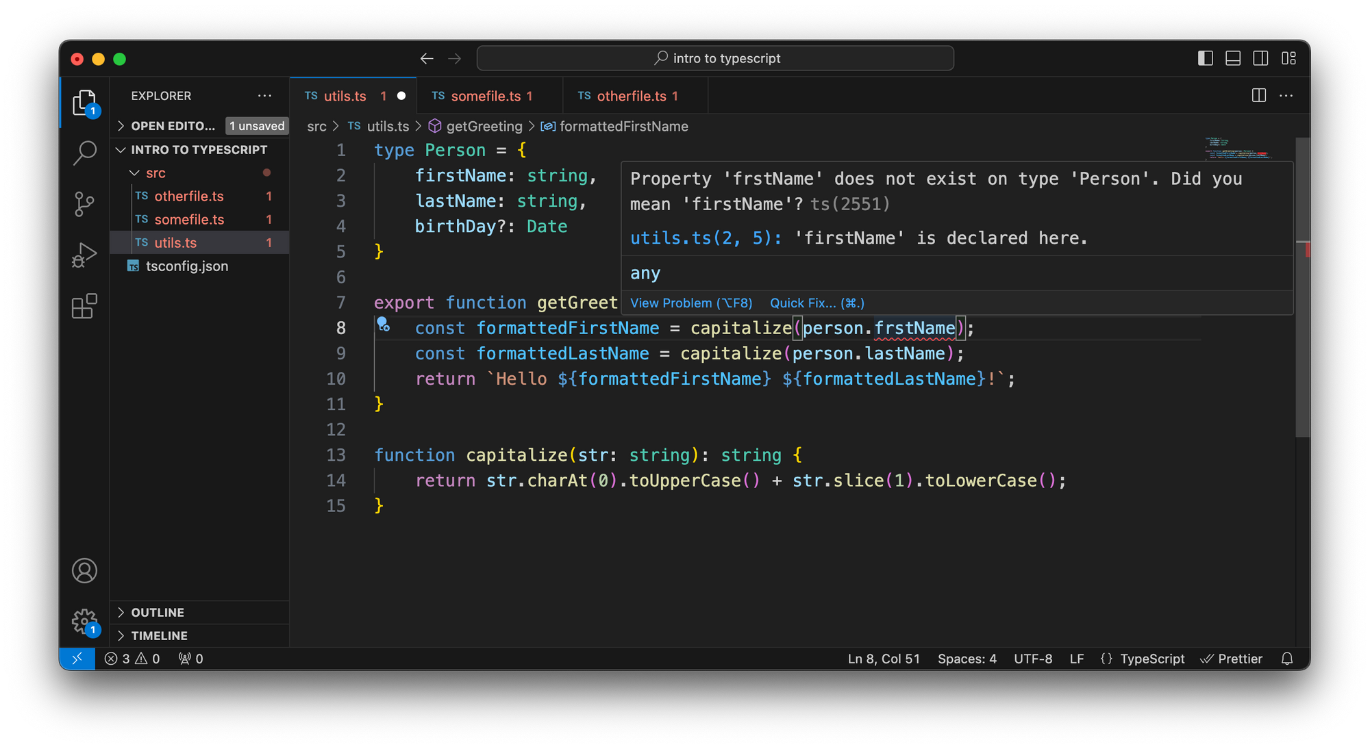 VS Code con el mismo archivo TypeScript. Excepto que ahora actualizamos la función para usar el nuevo argumento de función. Por error, cometimos un error tipográfico. El editor resalta el error y sugiere una corrección.