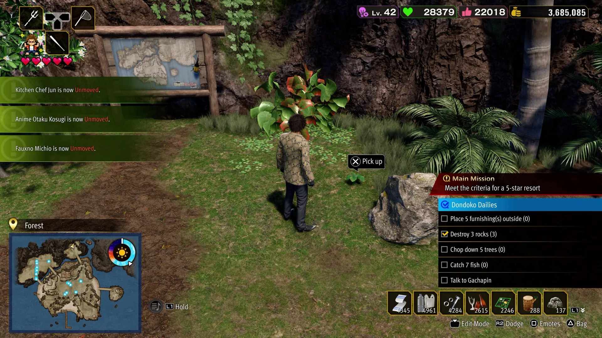 Kasuga accanto a una pianta in Like a Dragon: Infinite Wealth