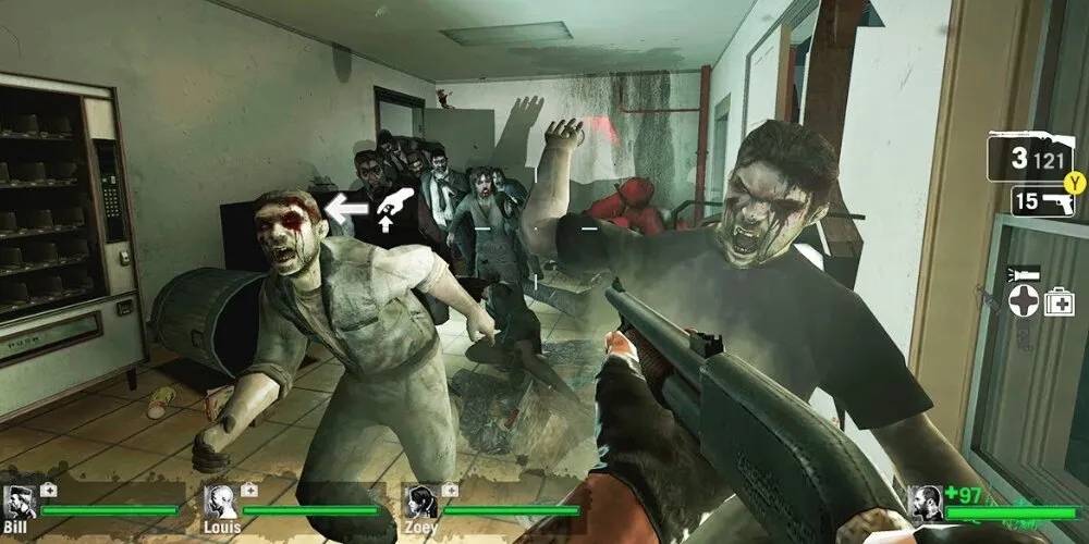 Zombies che corrono verso Francis in Left 4 Dead