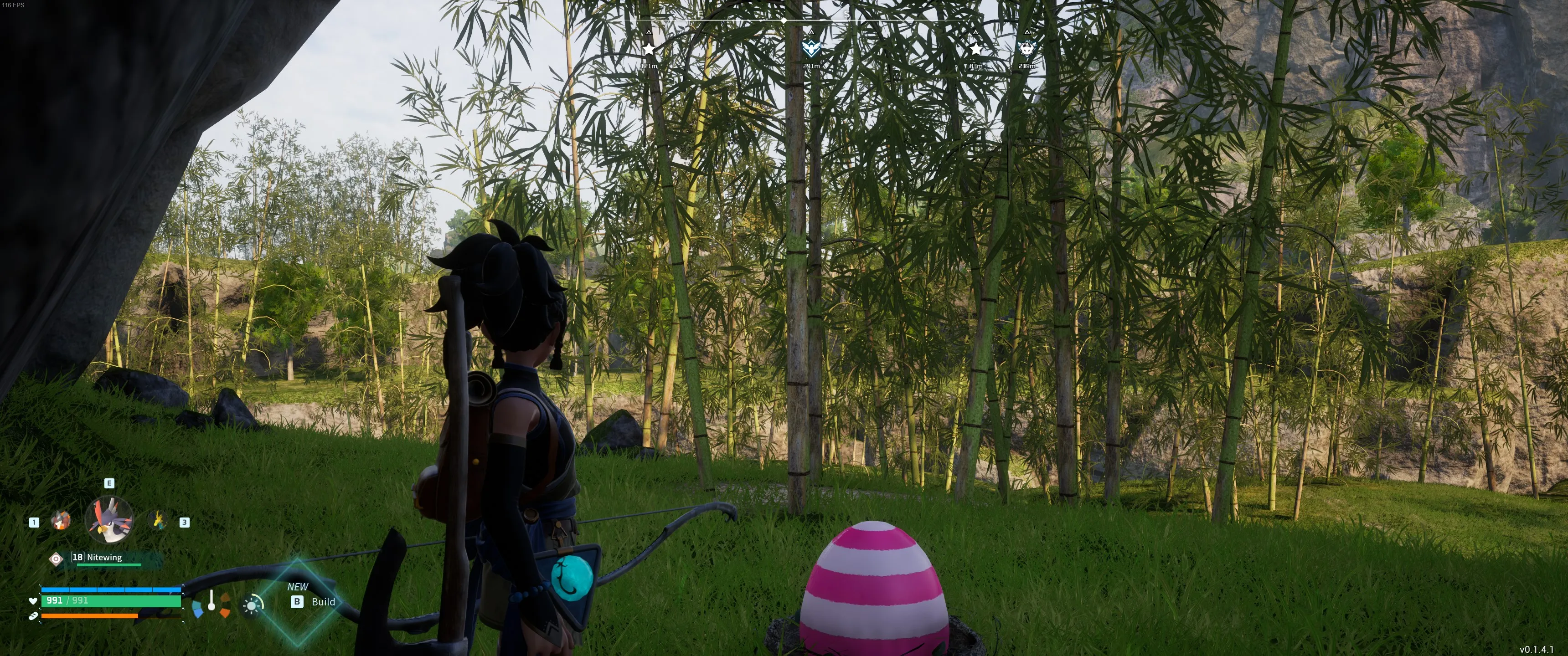 Palworld: Il giocatore si trova accanto a un Uovo Comune nella foresta di bambù