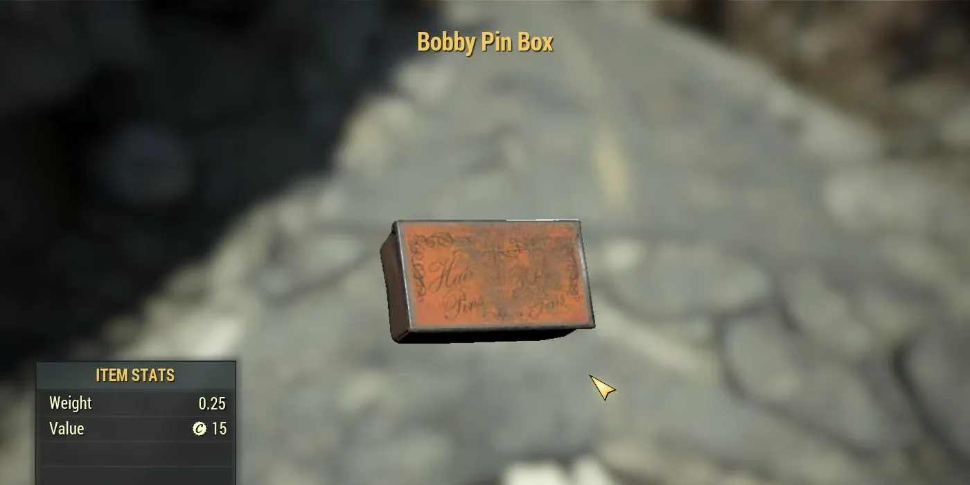 Una caja de bobby pins etiquetada