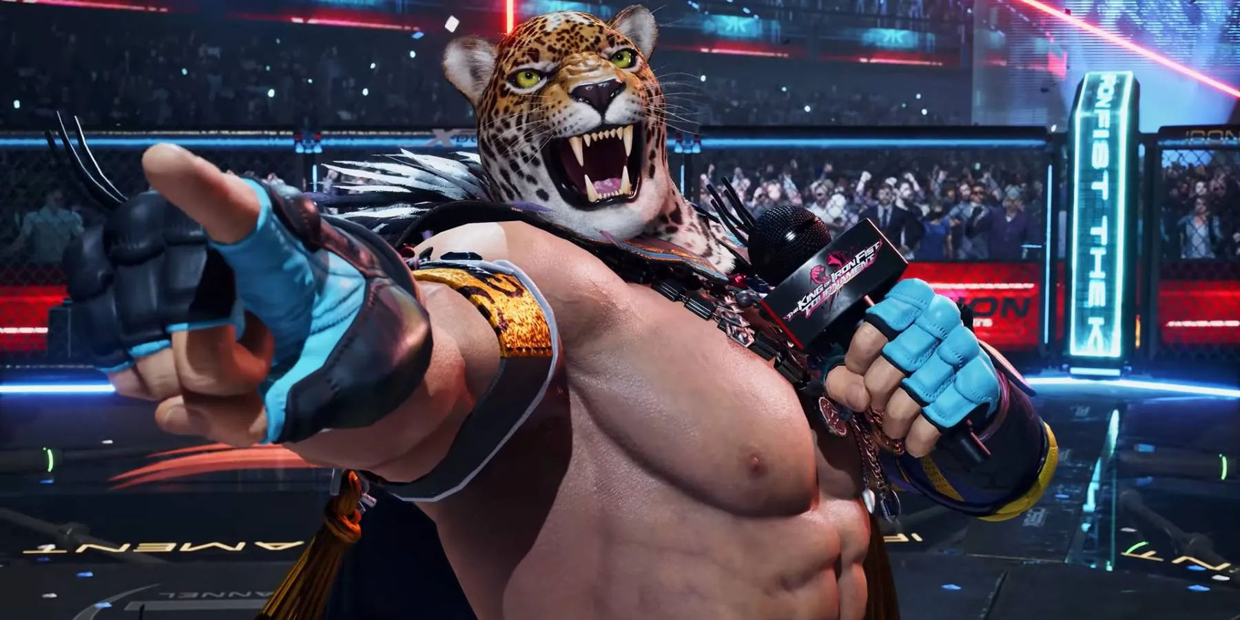 King con un microfono in Tekken 8