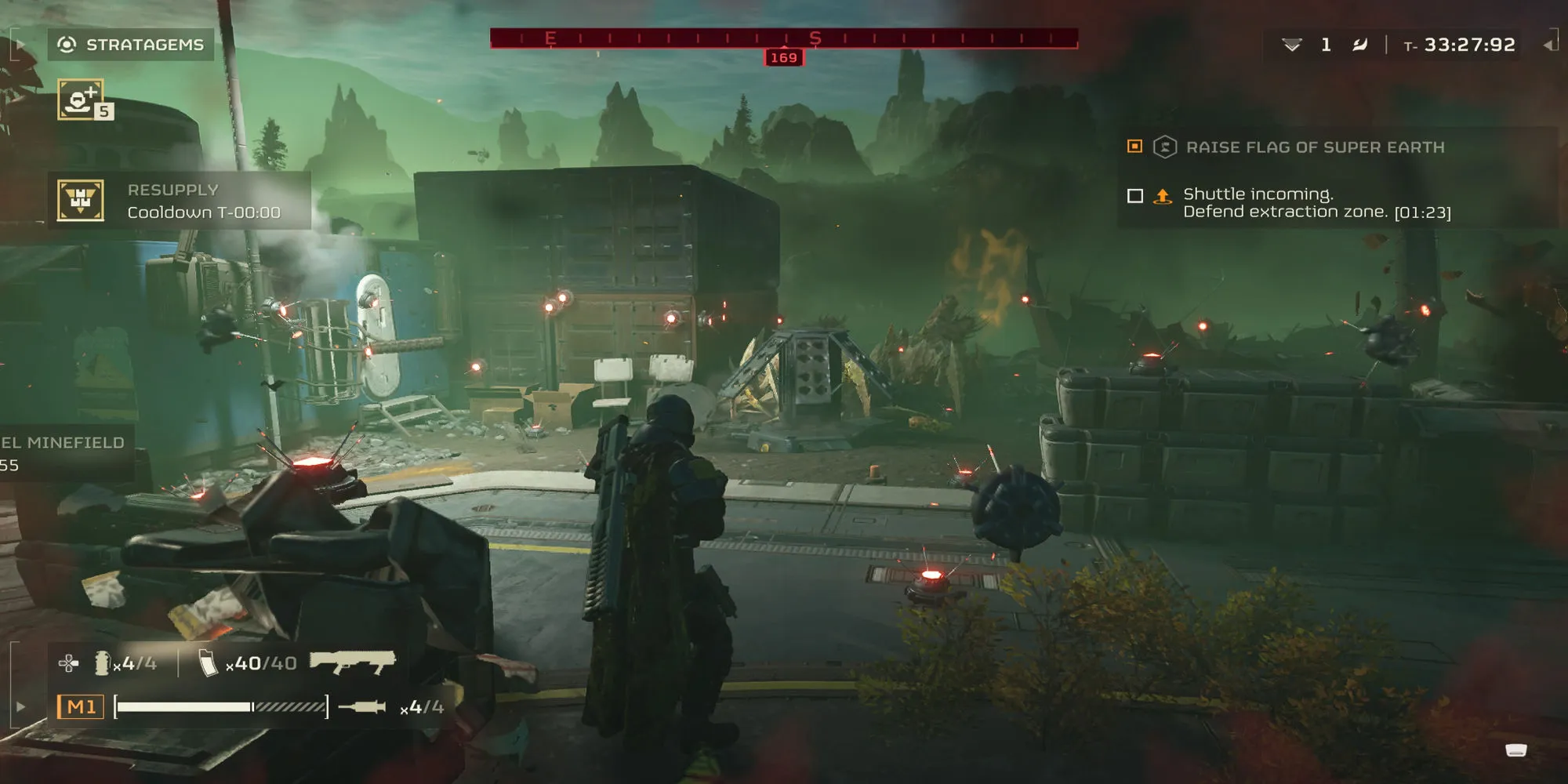 A player stands in front of a deployed minefield in Helldivers 2