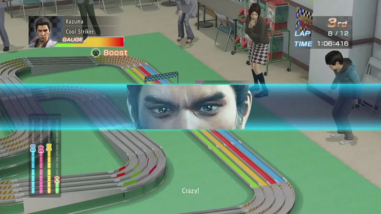 Los ojos de Kiryu sobrepuestos sobre la pista de Pocket Circuit mientras usa impulso en Yakuza Kiwami.