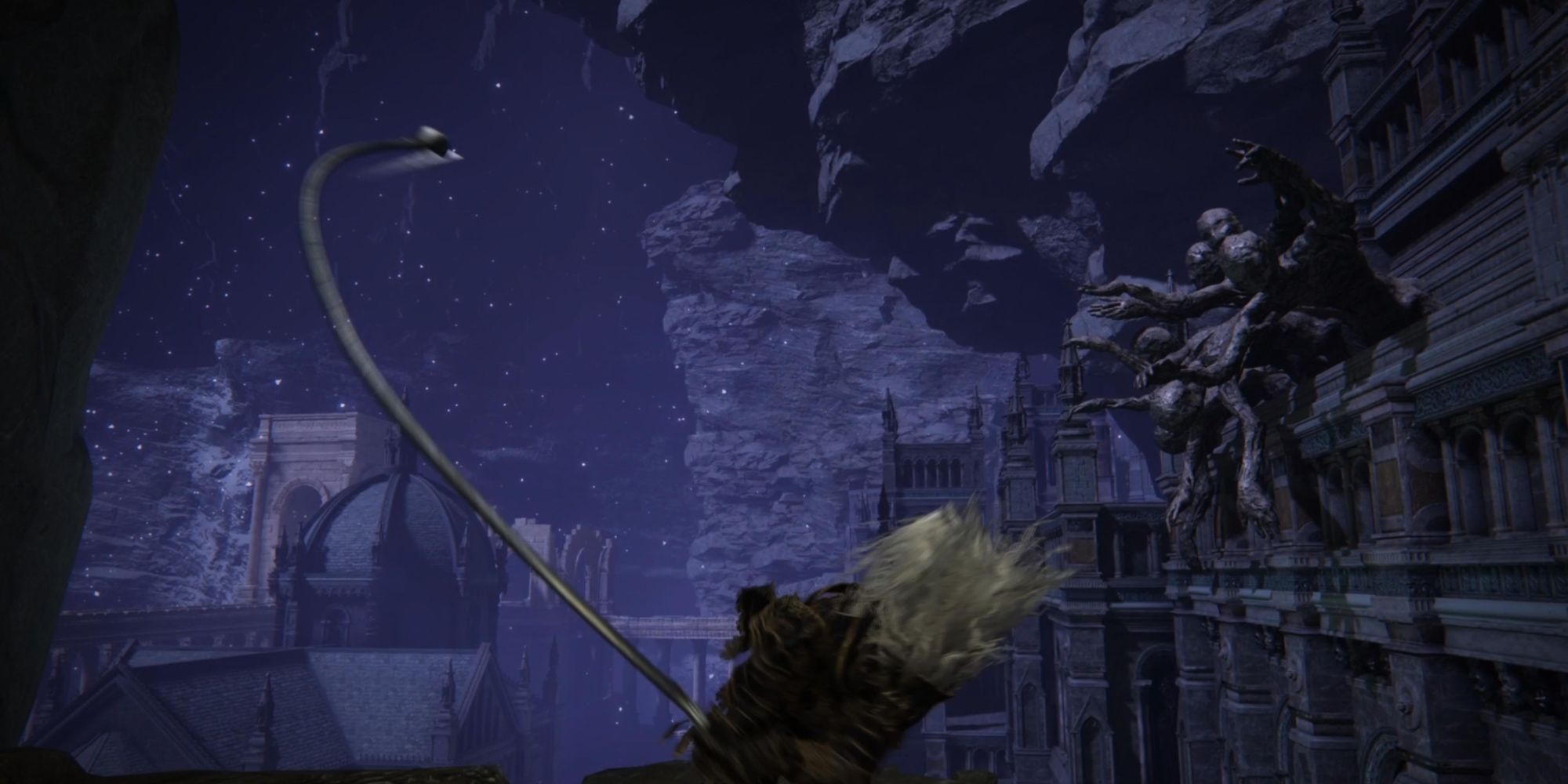《埃尔登之环》中流动锤巨斧的攻击展示