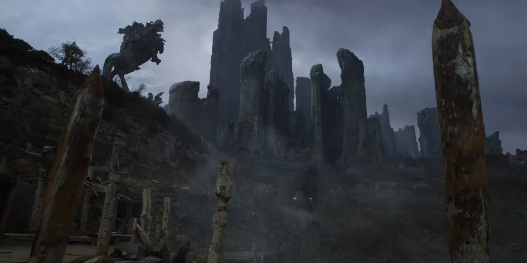 Harrenhal en ruines dans Game of Thrones.