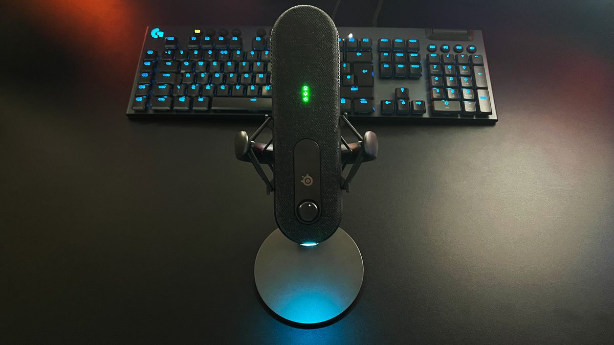 SteelSeries Alias review image of the mic standing on a desk