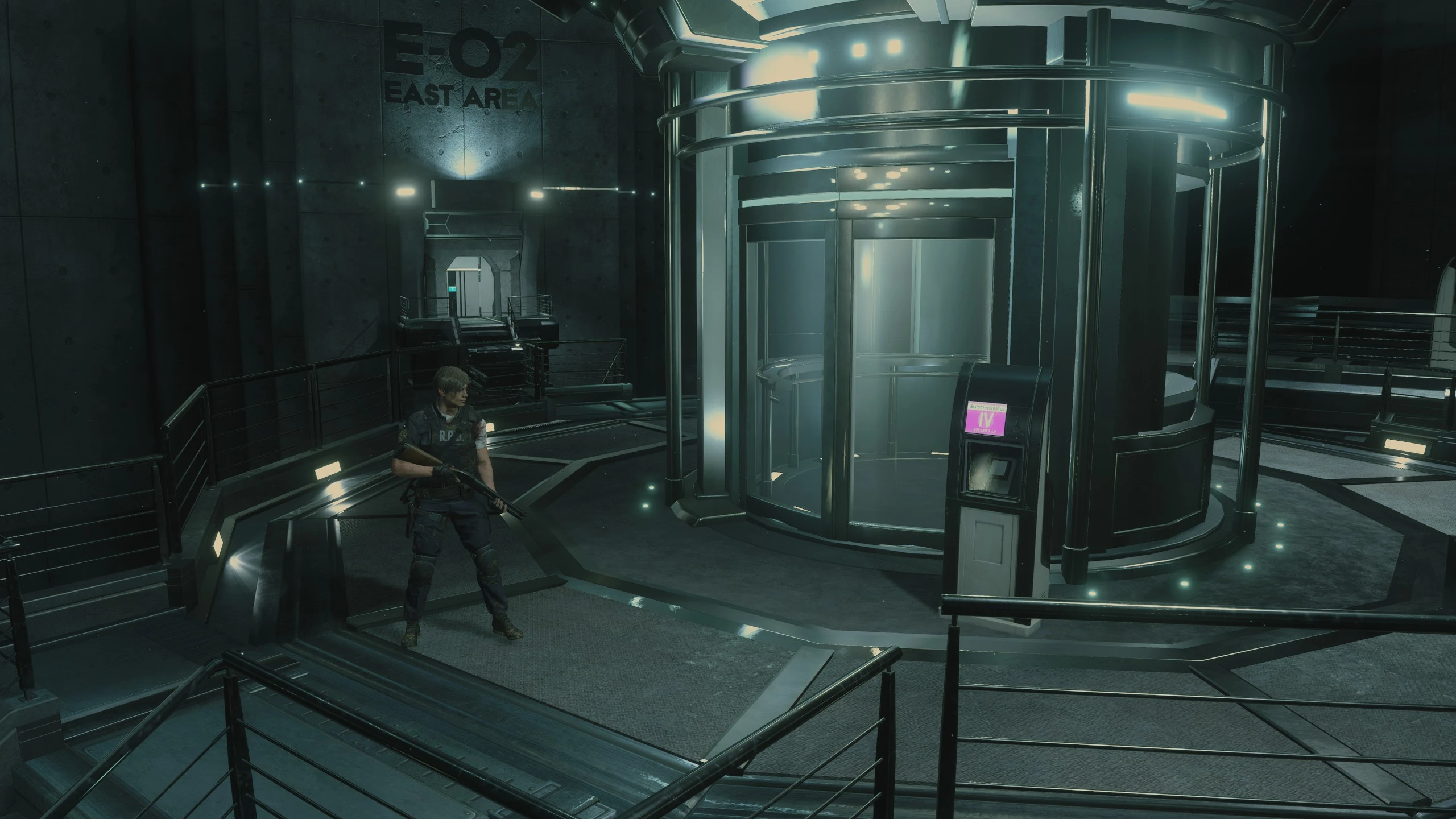 Leon si trova nella struttura biotecnologica nella mod Resident Evil 2 Remake con telecamera fissa