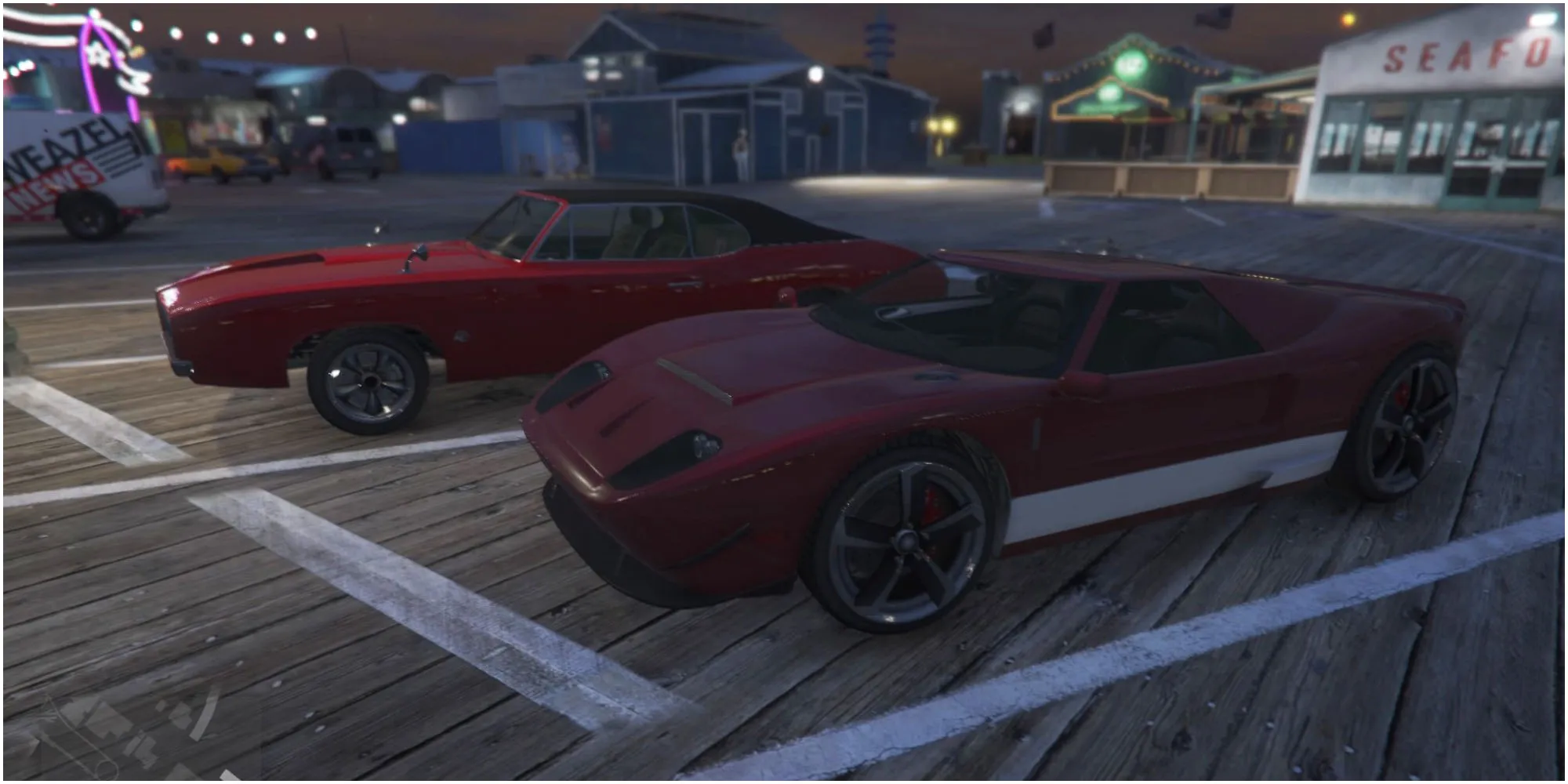 GTA V德尔佩罗码头停车场上的两辆红色高品质汽车