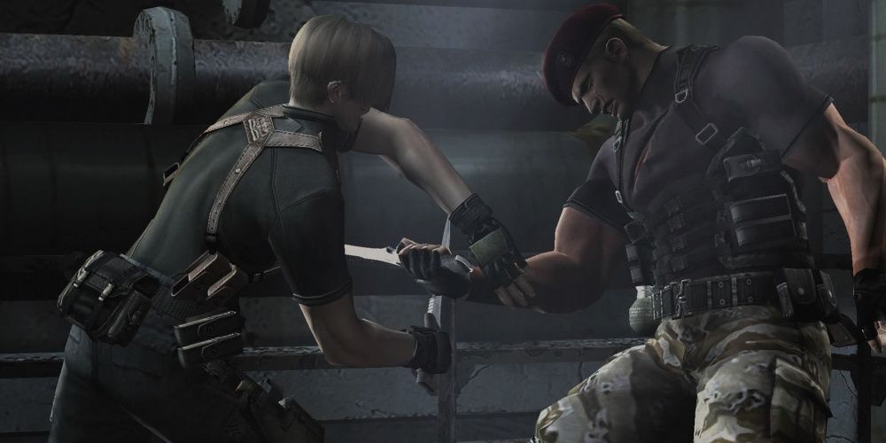 Resident Evil 4 León peleando con cuchillos contra Jack Krauser