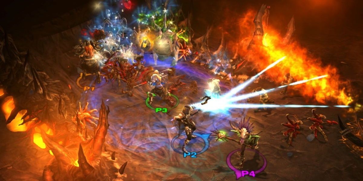 Diablo 3 players fighting enemies
