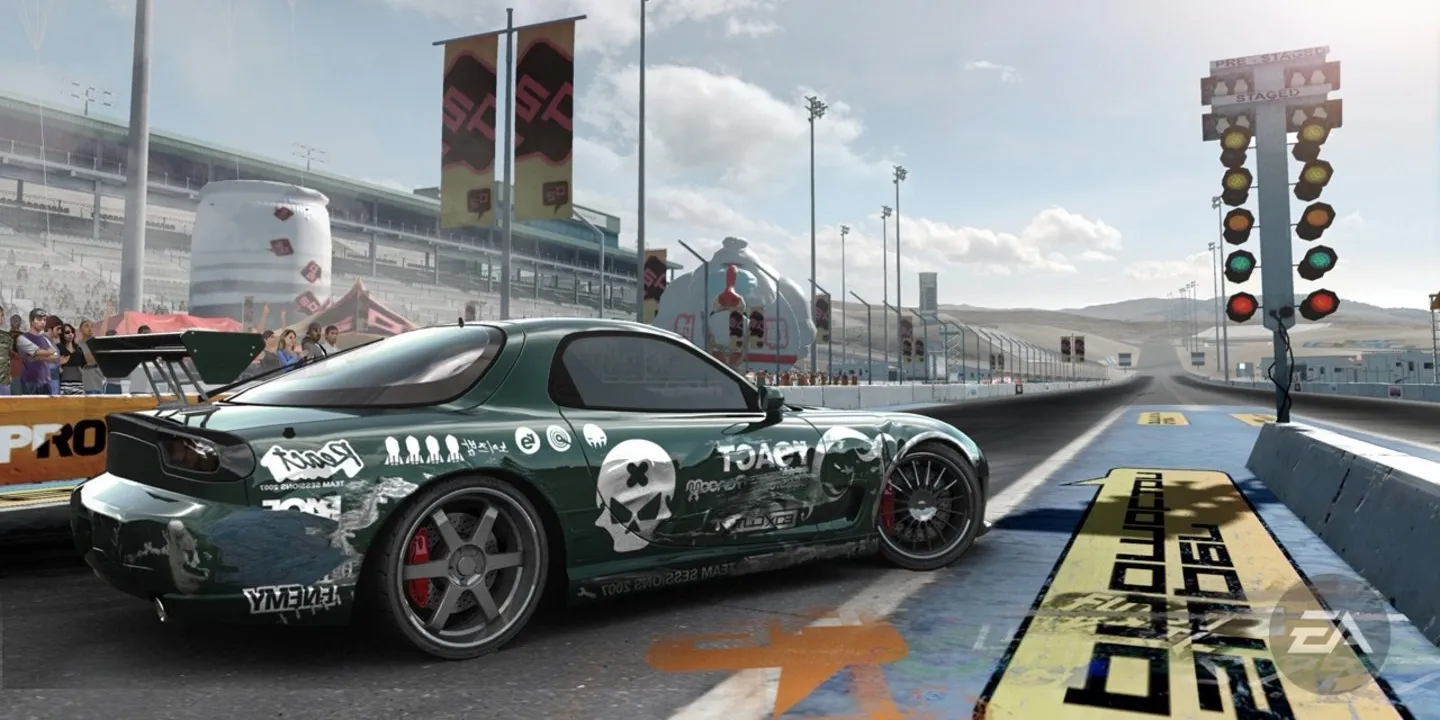 Una macchina sportiva di colore verde aspetta di iniziare a guidare in Need For Speed ProStreet