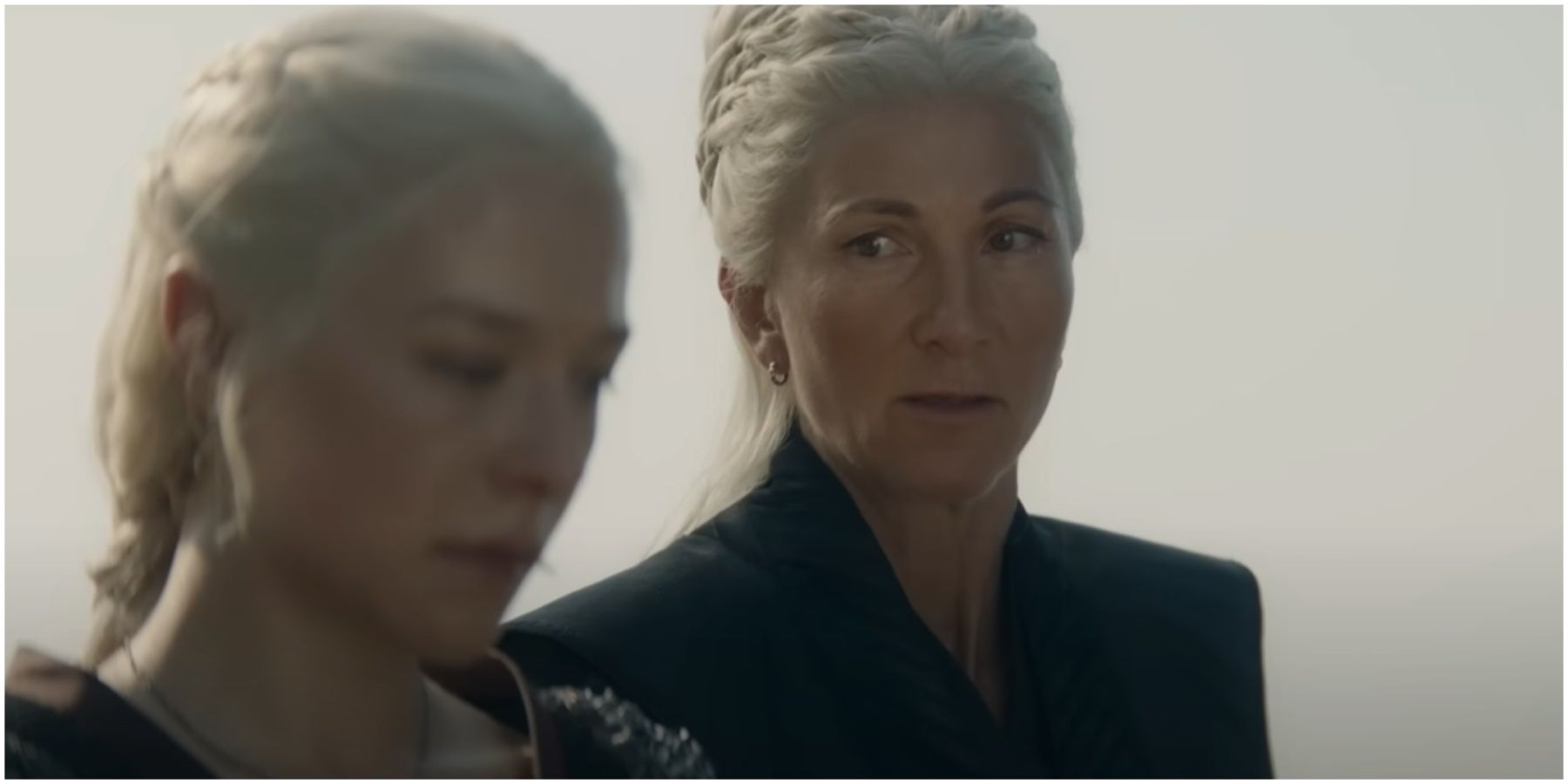 Rhaenyra e Rhaenys Targaryen nel teaser trailer della seconda stagione di Casa dei Draghi.