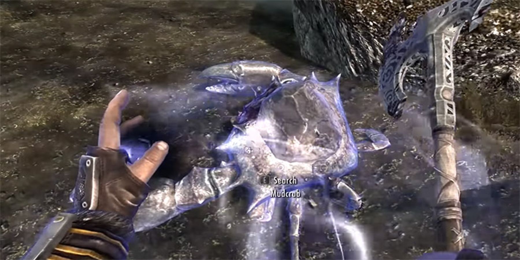 Elder Scrolls Skyrim, игрок использует заклинание Ловушка Души, чтобы заполнить душевой камень