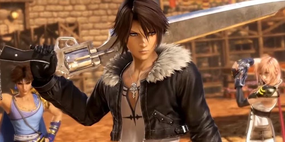 Squall Holding His Revolver Gunblade