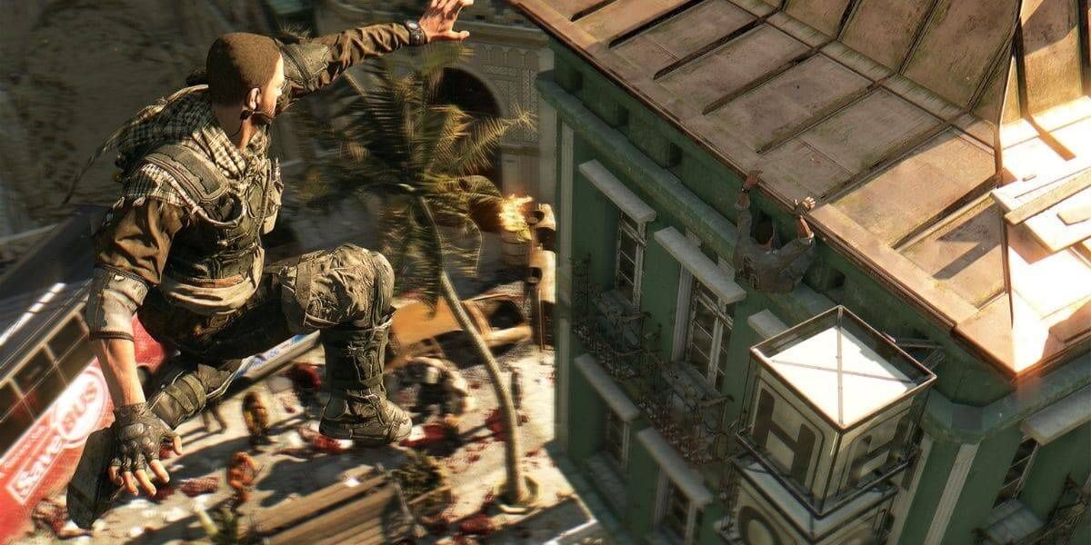 Dying light personnage sautant sur un toit rogné