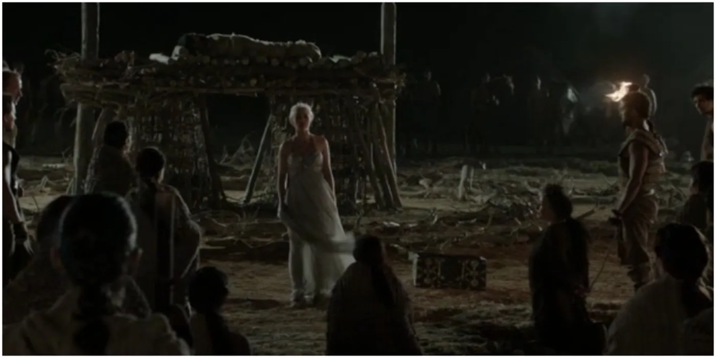 Daenerys Stormborn addresses her Khalasar in Game of Thrones
