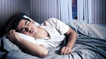 Image d'actualité : Vous êtes conscient des mots relaxants pendant le sommeil, et ils calment le cœur