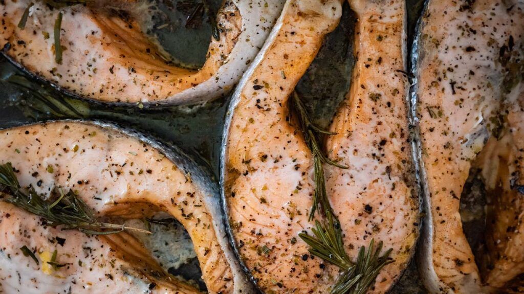 photo of baked salmon filets