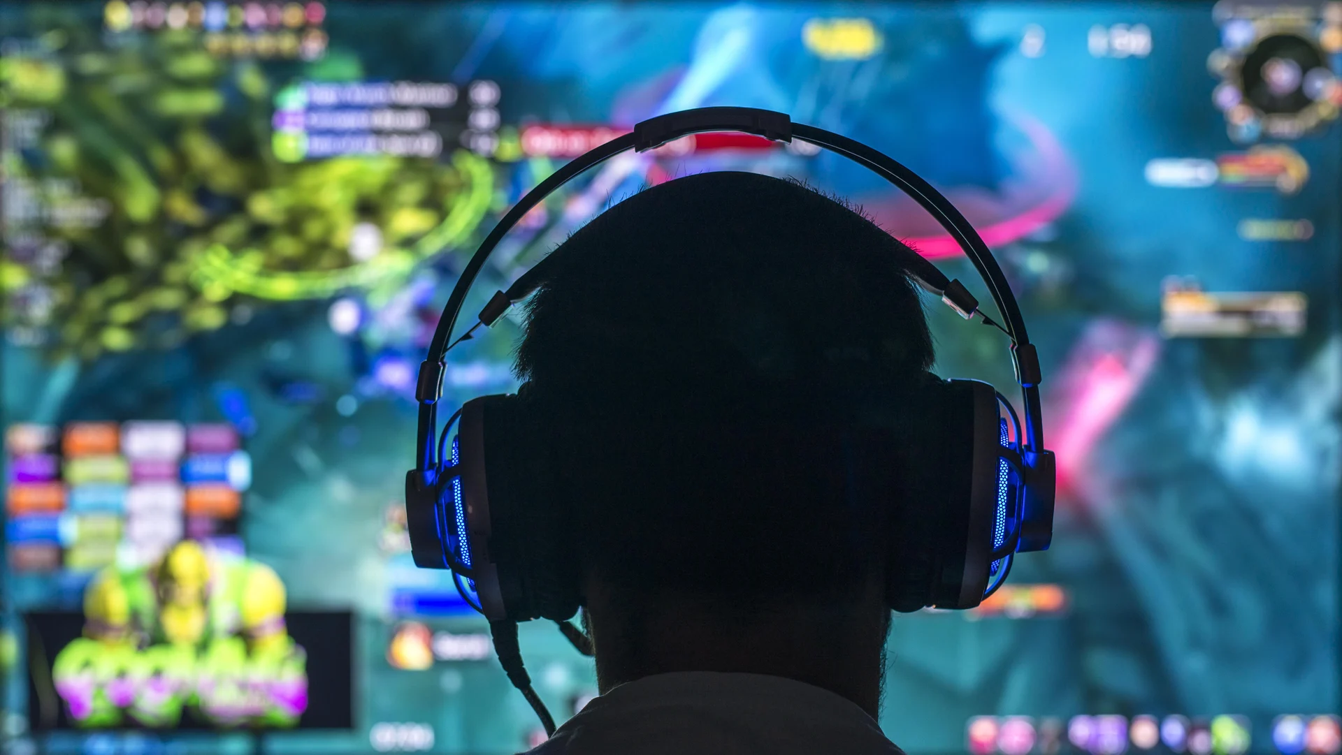 Jugar Videojuegos Ruidosos Pone a los Usuarios en Riesgo de Pérdida de Audición, Tinnitus