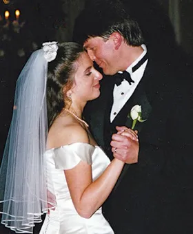 Os Watsons em seu casamento em 1997.