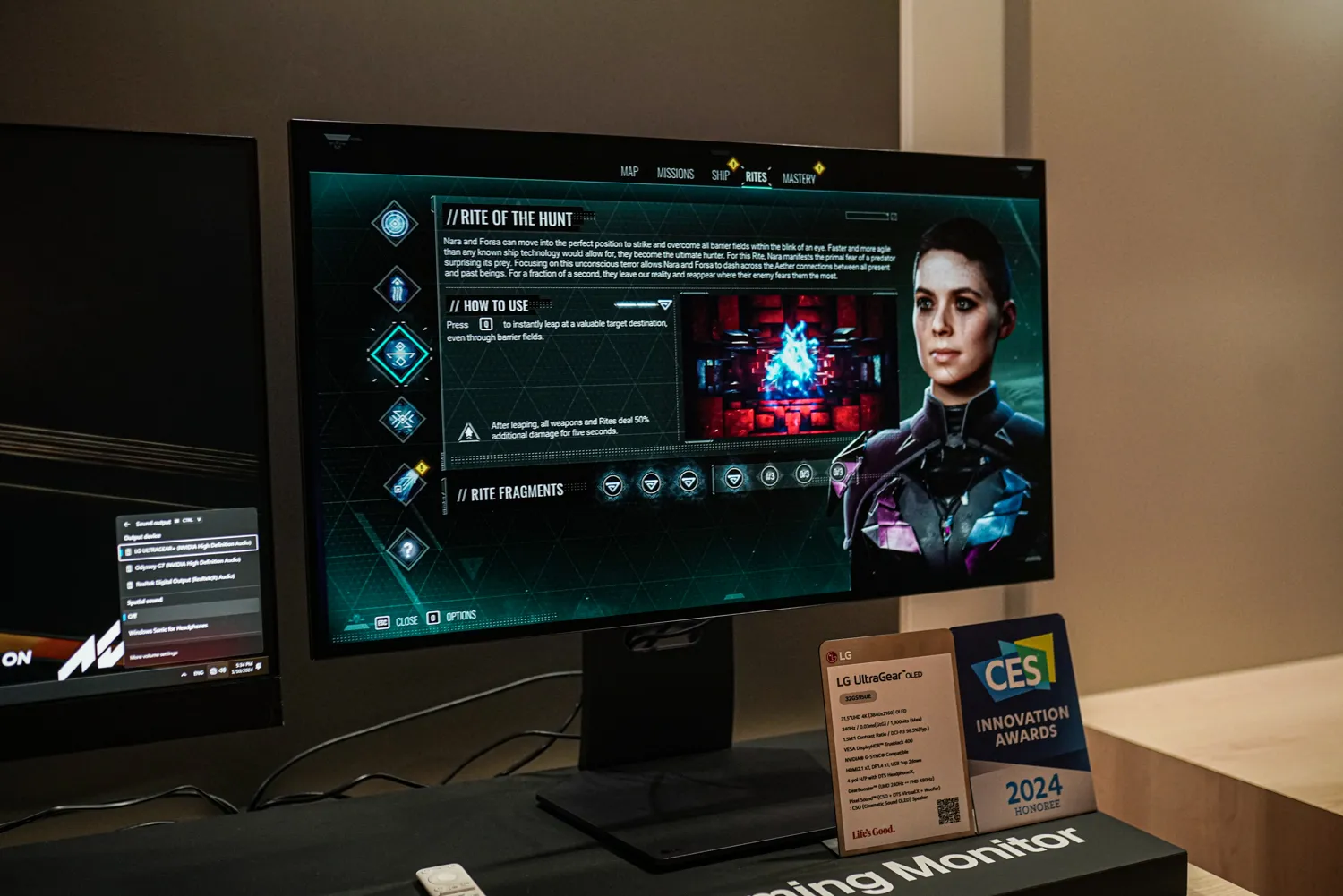Una demostración de un juego en un monitor de juegos OLED de LG.