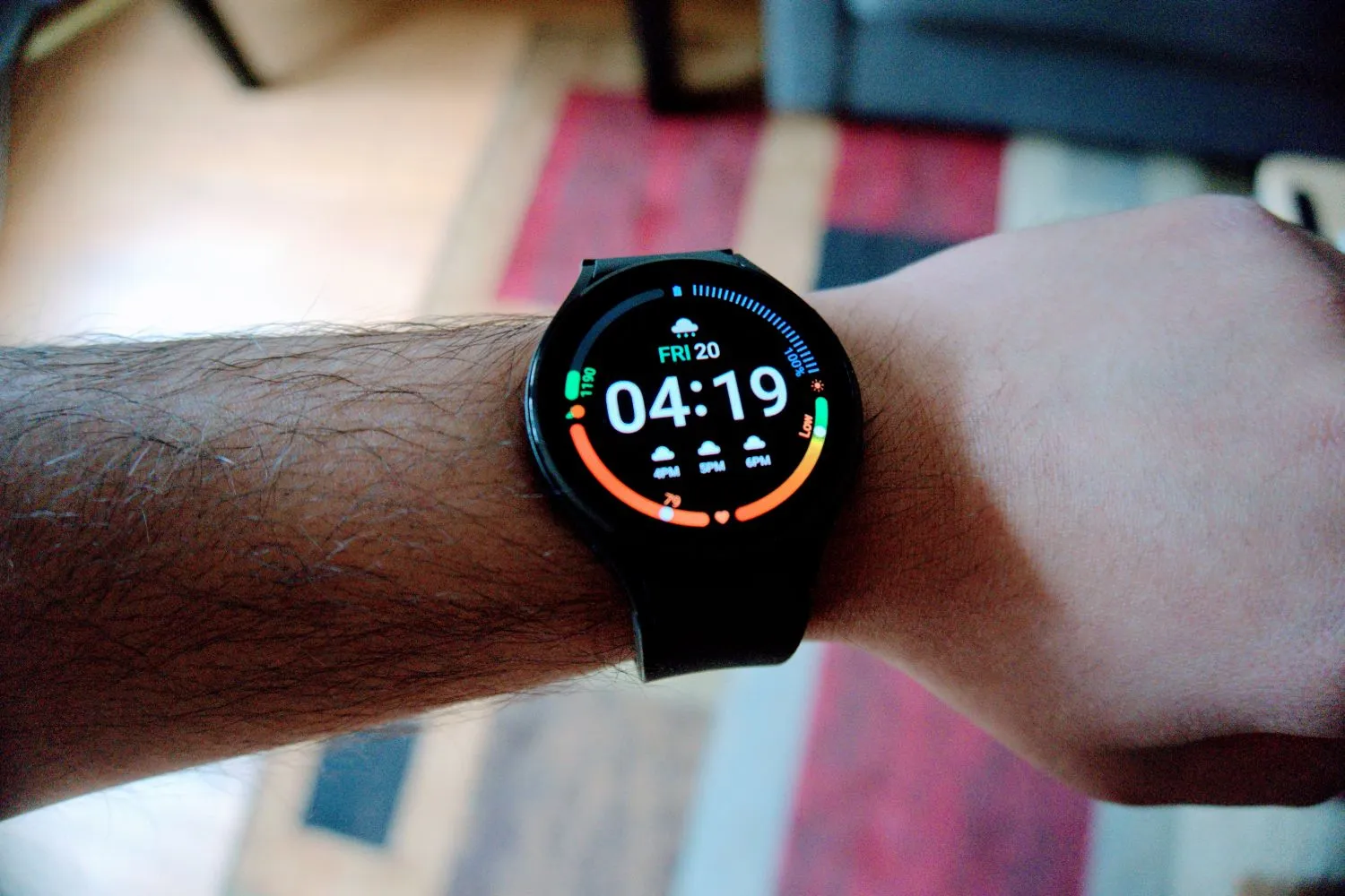 обзор Samsung Galaxy Watch4: основное изображение часов 4