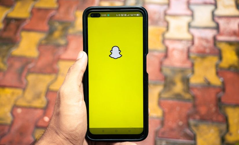 Impatto di Snapchat sull'amicizia e sul benessere emotivo