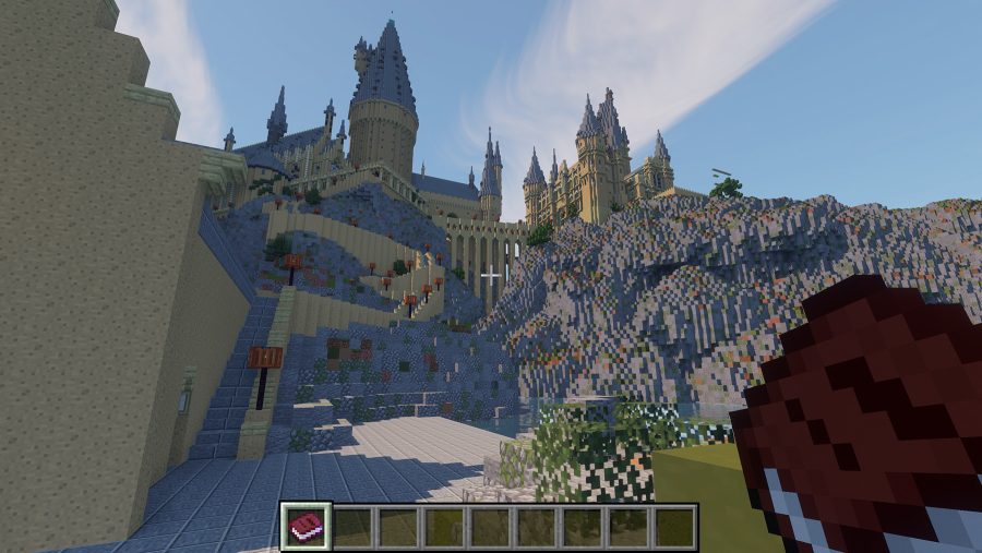 Un'immagine della costruzione di Hogwarts in Minecraft