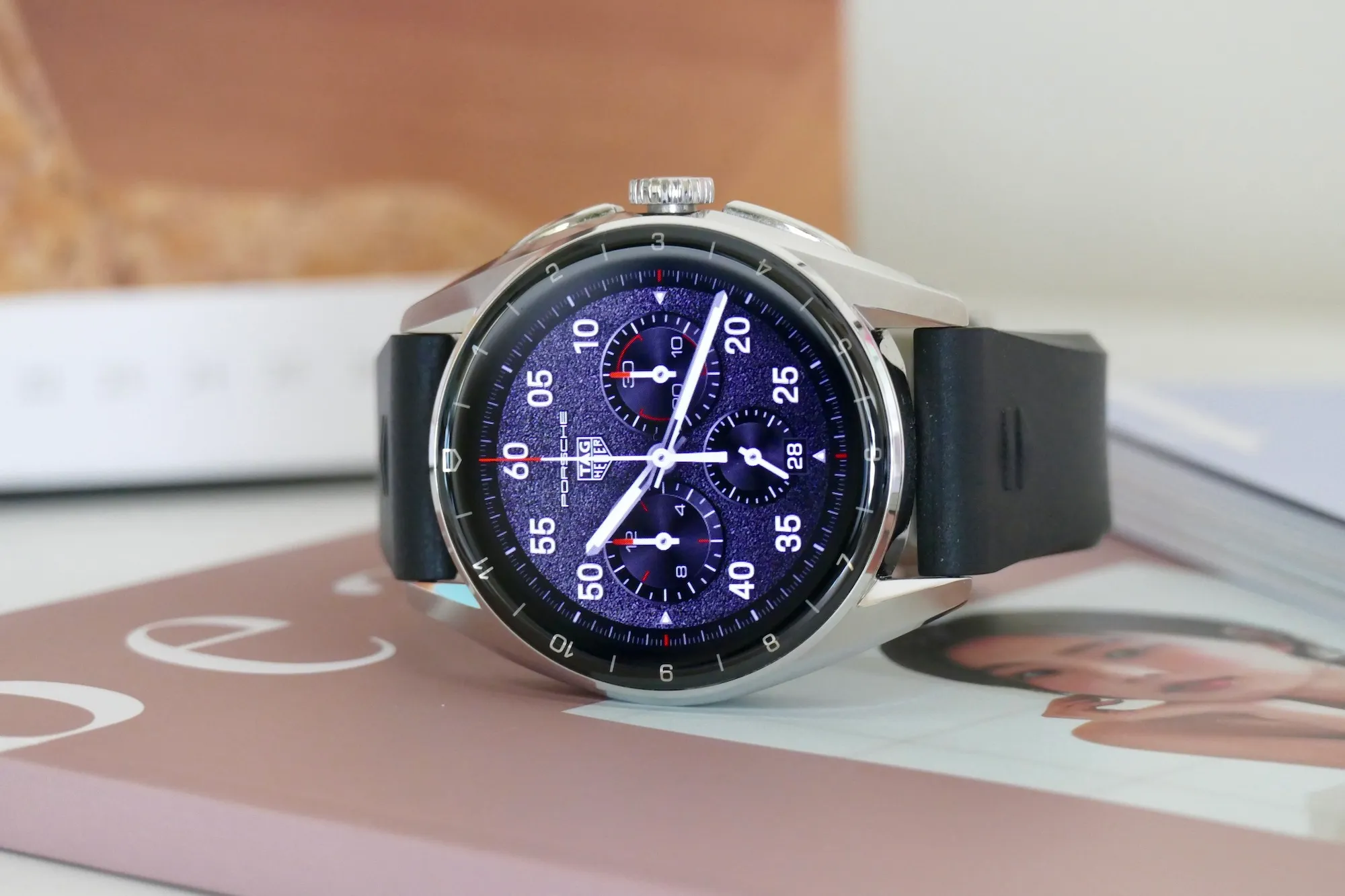 recensione tag heuer connected calibre e4 frontale
