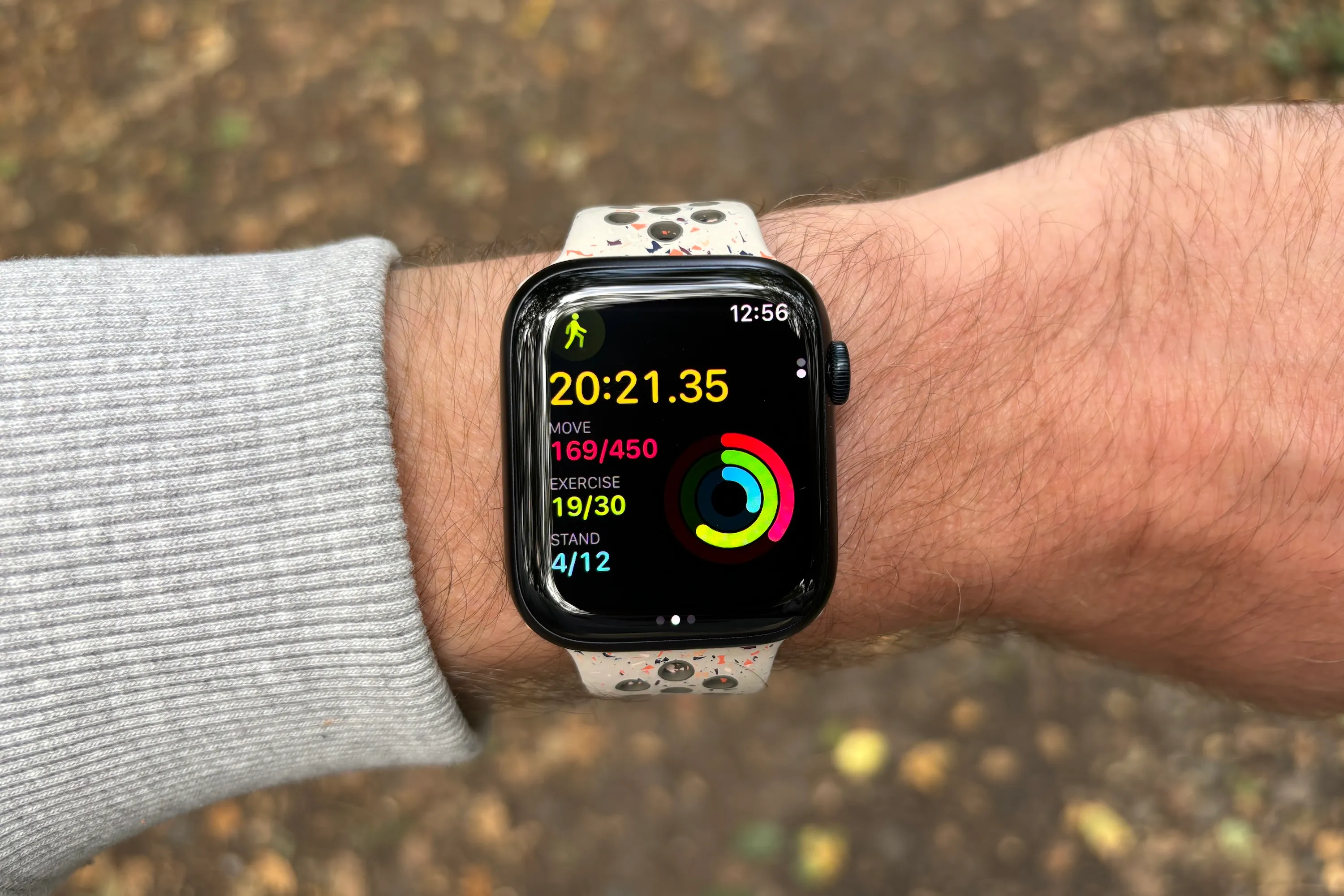 Dados de fitness pós-caminhada no Apple Watch Series 9.