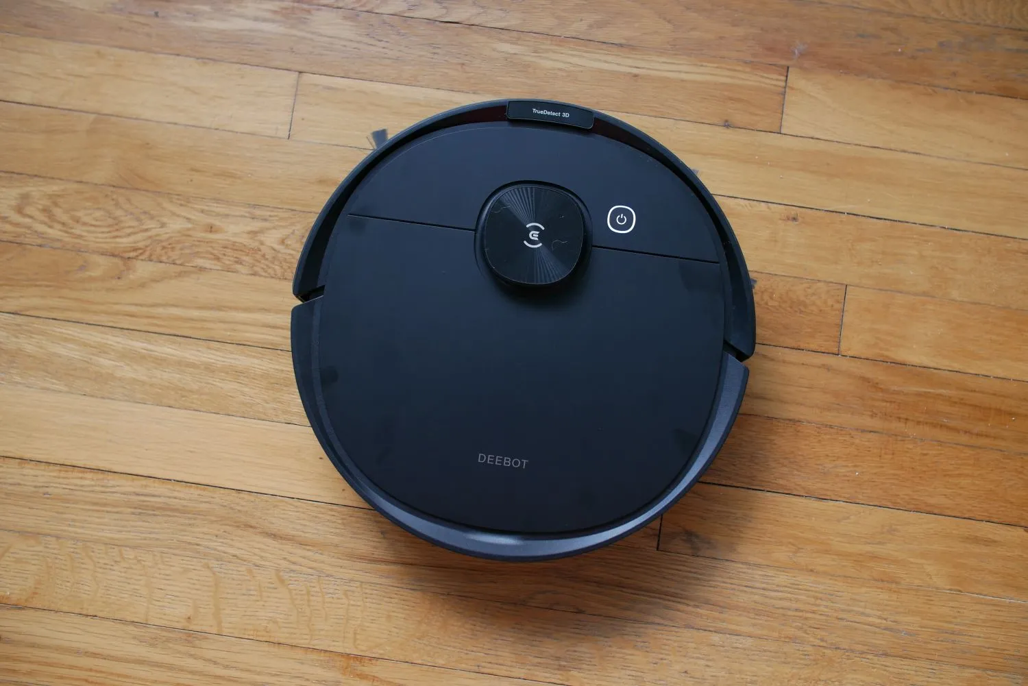 Top view of the Ecovacs Deebot Ozmo N8 Pro+.